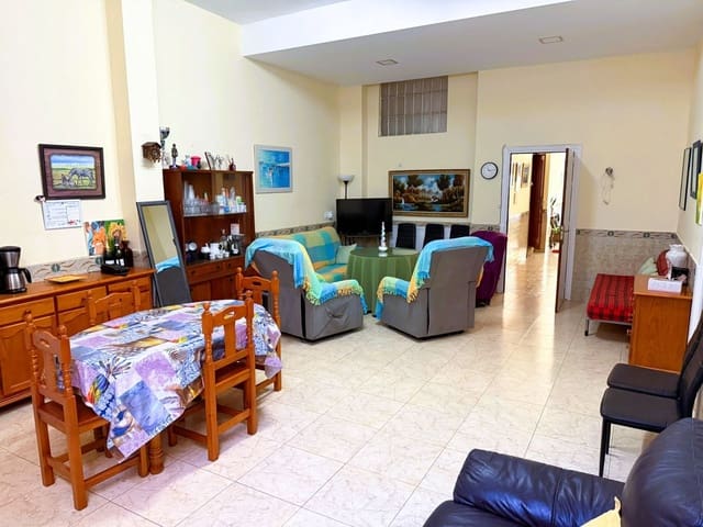 5 quarto Moradia Geminada para venda em Motril com garagem - 435 000 € (Ref: 9508383)