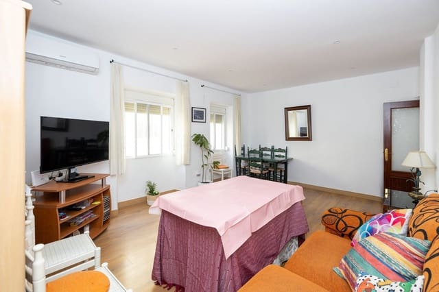 3 quarto Apartamento para venda em Carretera de la Sierra, Granada cidade - 234 000 € (Ref: 9526122)