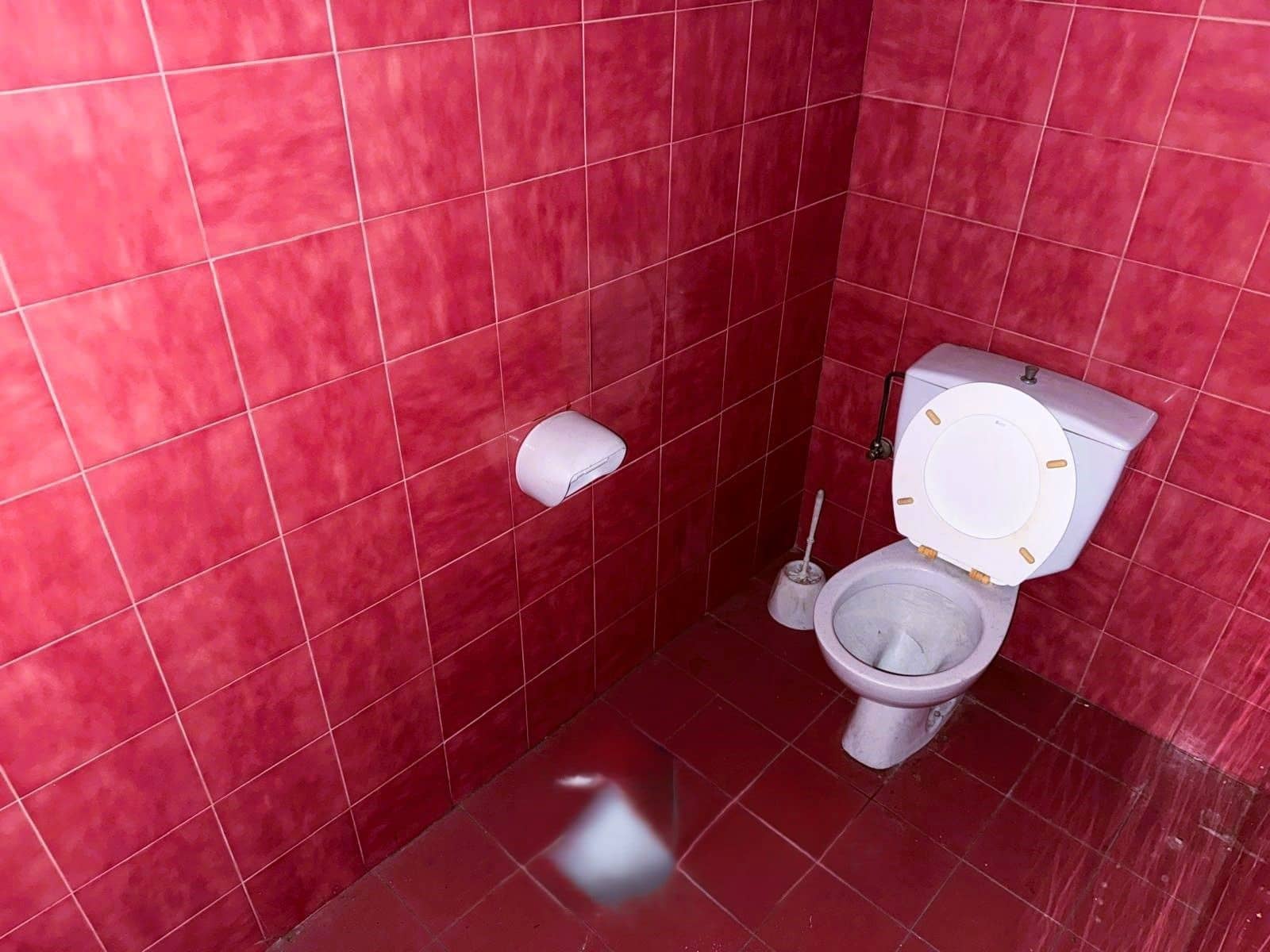 2 bedroom Commercial for sale in Motril - € 82,000 (Ref: 9550738)