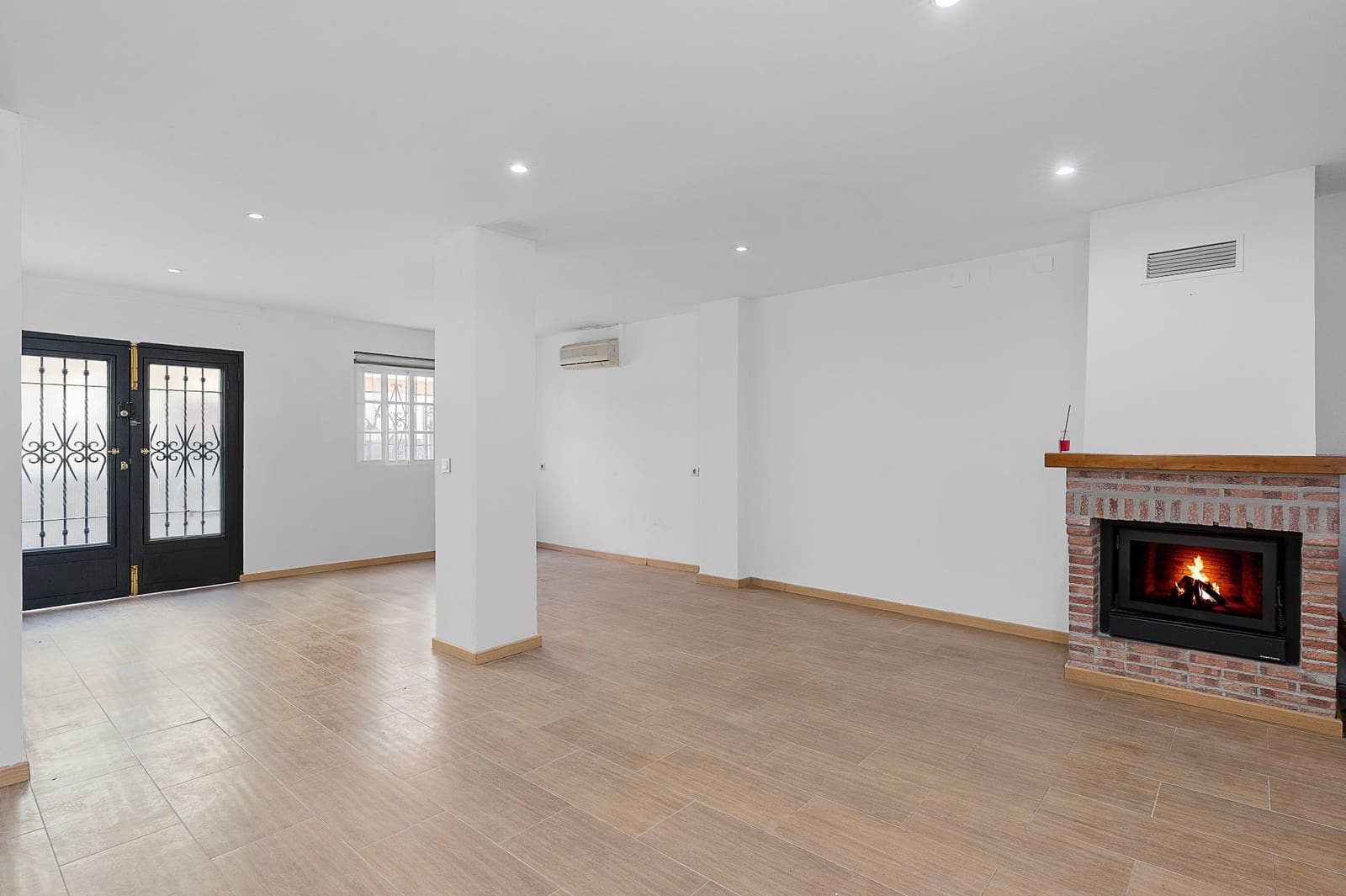 4 Zimmer Doppelhaus zu verkaufen in Motril - 169.900 € (Ref: 9564313)