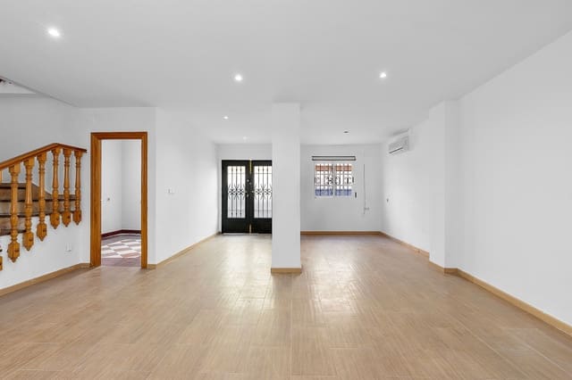 4 Zimmer Doppelhaus zu verkaufen in Motril - 169.900 € (Ref: 9564313)