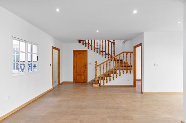 4 Zimmer Doppelhaus zu verkaufen in Motril - 169.900 € (Ref: 9564313)