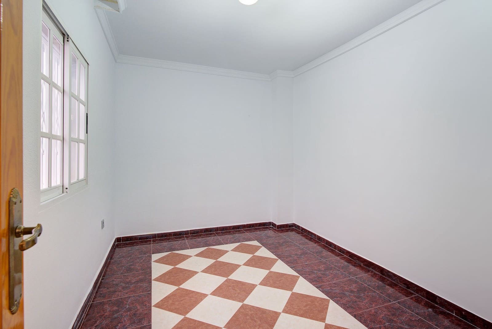 4 Zimmer Doppelhaus zu verkaufen in Motril - 169.900 € (Ref: 9564313)