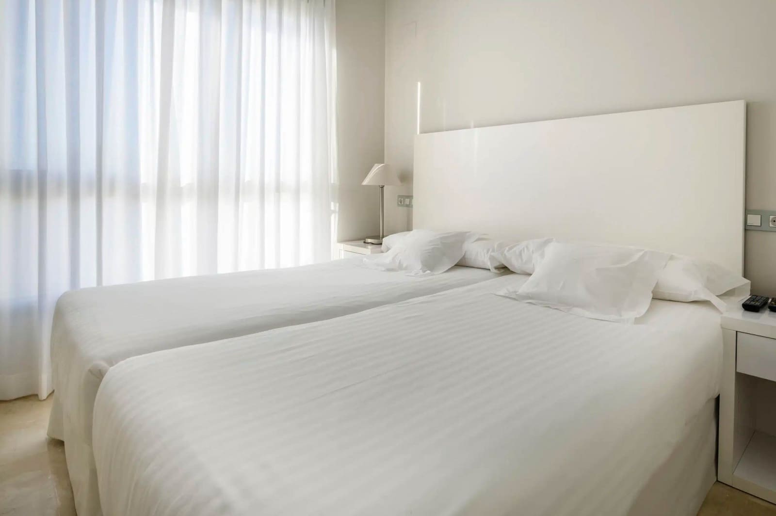 2 Zimmer Apartment zu verkaufen in Las Colinas Golf mit Pool - 289.000 € (Ref: 10075399)