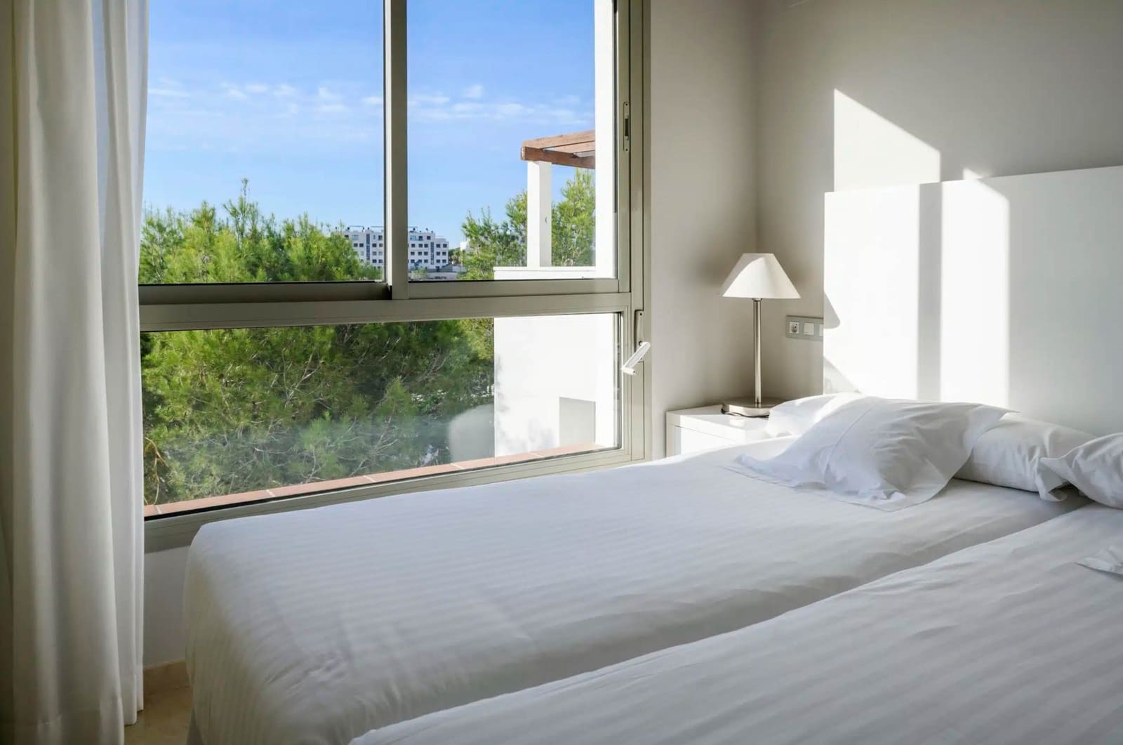 2 Zimmer Apartment zu verkaufen in Las Colinas Golf mit Pool - 289.000 € (Ref: 10075399)