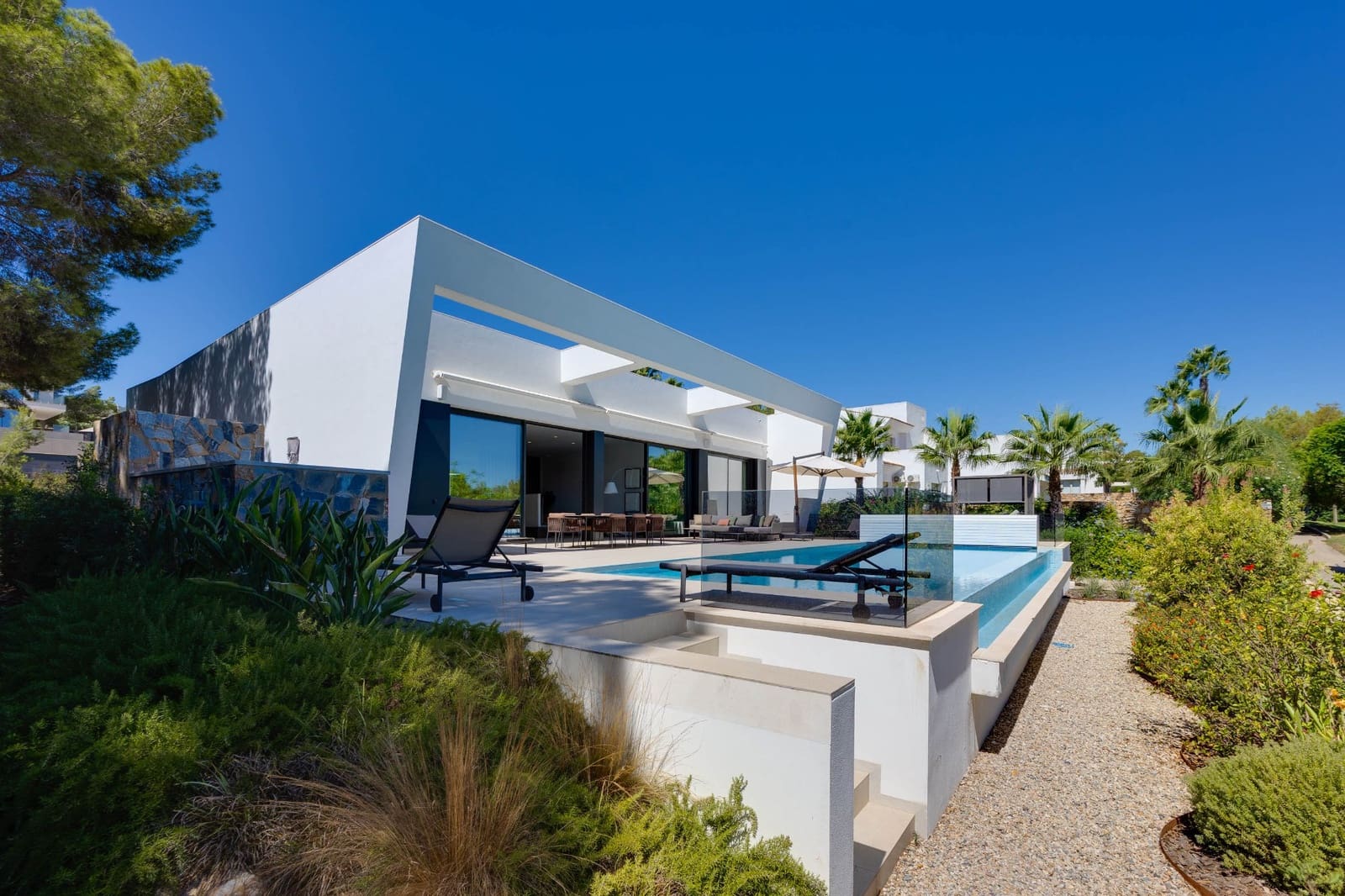 4 makuuhuone Huvila myytävänä paikassa Las Colinas Golf mukana uima-altaan - 2 800 000 € (Ref: 10080539)