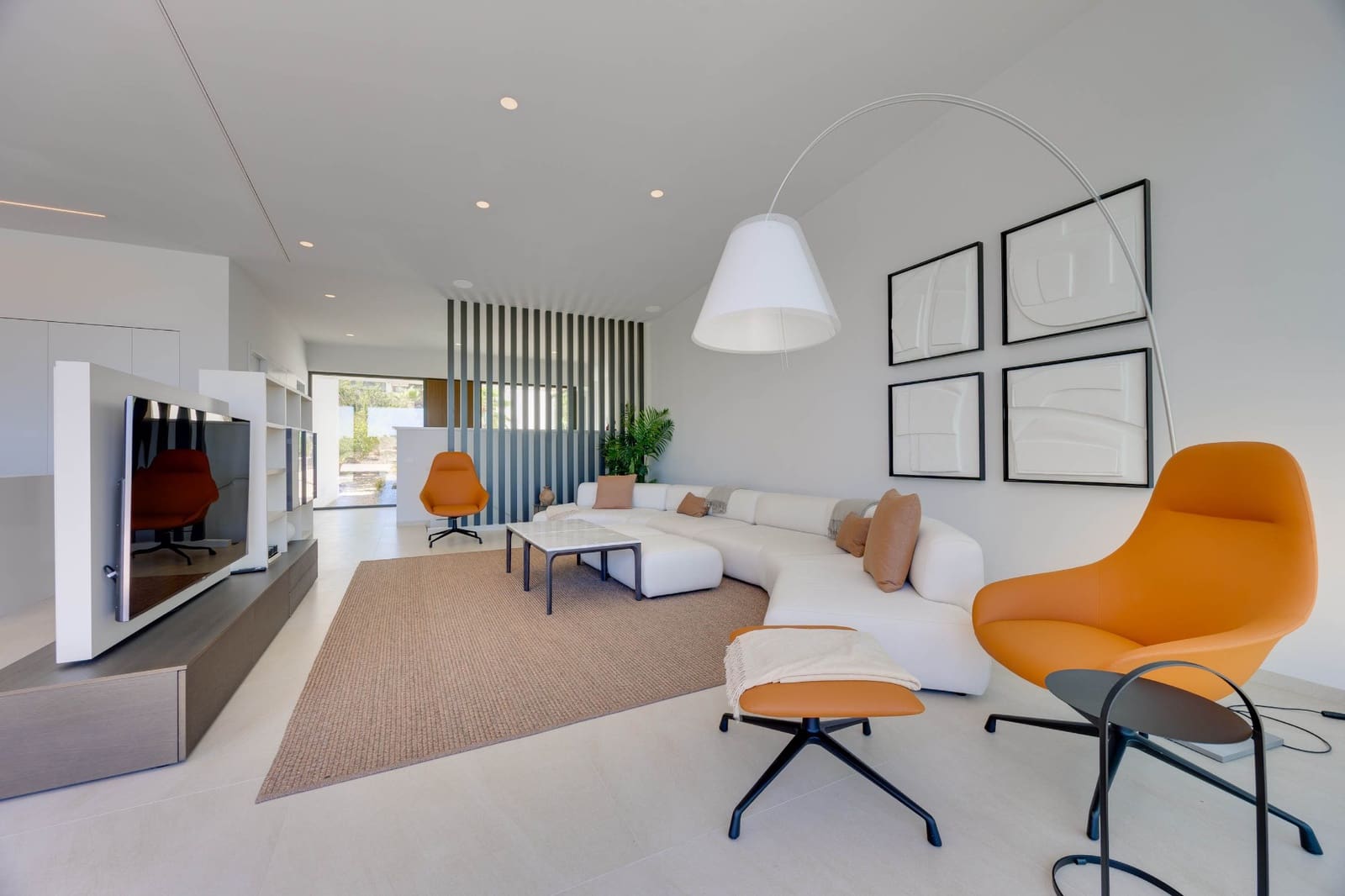 4 makuuhuone Huvila myytävänä paikassa Las Colinas Golf mukana uima-altaan - 2 800 000 € (Ref: 10080539)