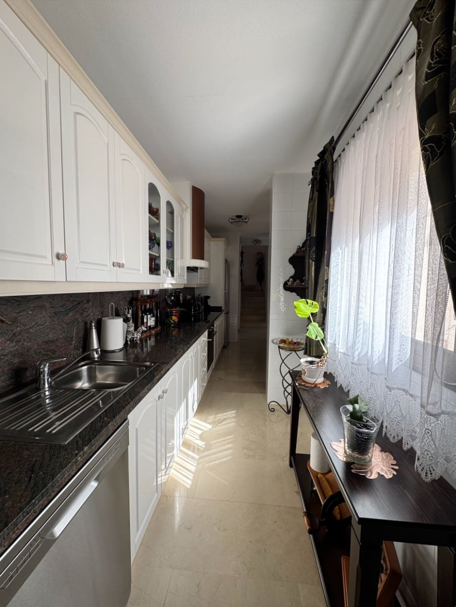 3 slaapkamer Penthouse te koop in Las Ramblas Golf met zwembad garage - € 349.000 (Ref: 10082202)