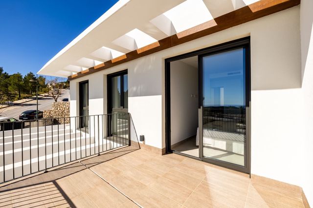 4 Zimmer Villa zu verkaufen in Polop mit Pool Garage - 768.700 € (Ref: 10103539)