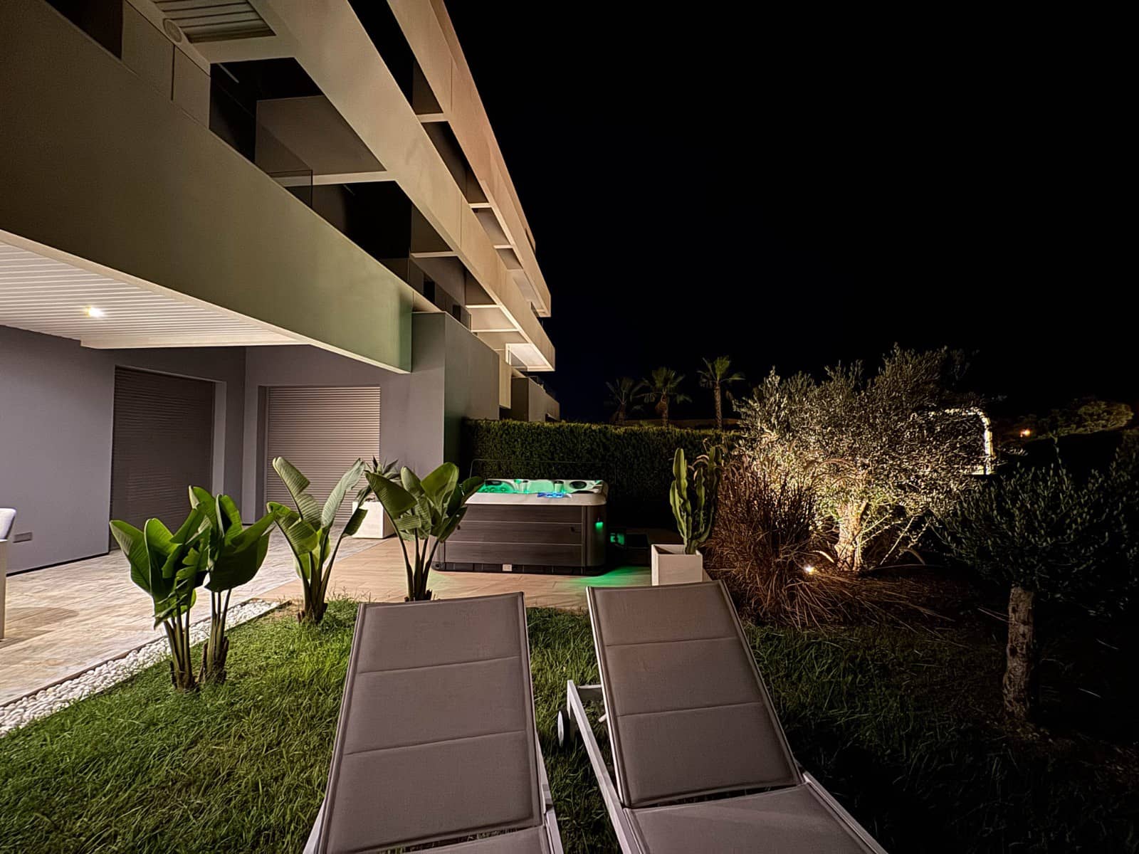 3 quarto Apartamento para venda em Las Colinas Golf com piscina garagem - 865 000 € (Ref: 10110916)