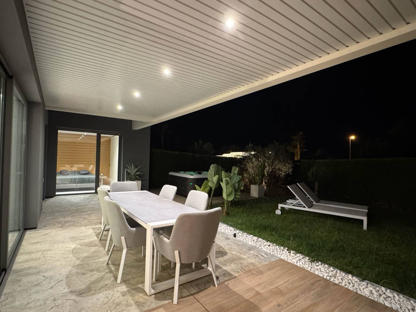 3 quarto Apartamento para venda em Las Colinas Golf com piscina garagem - 865 000 € (Ref: 10110916)
