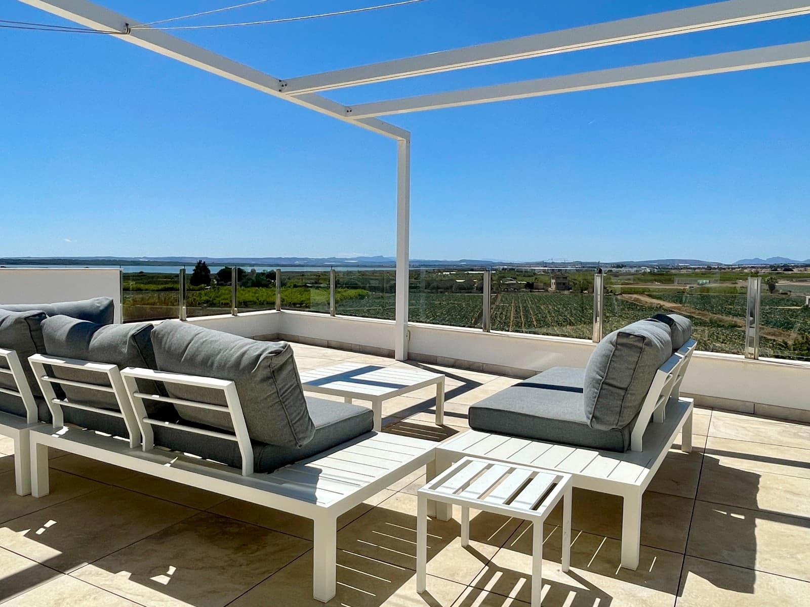 3 chambre Villa/Maison à vendre à Guardamar del Segura avec piscine garage - 595 000 € (Ref: 10135227)