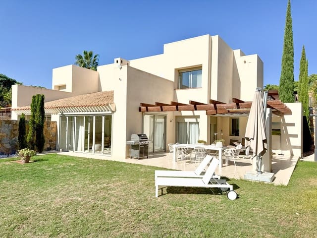 3 sypialnia Willa na sprzedaż w Las Colinas Golf, Orihuela z basenem garażem - 645 000 € (Ref: 10148387)