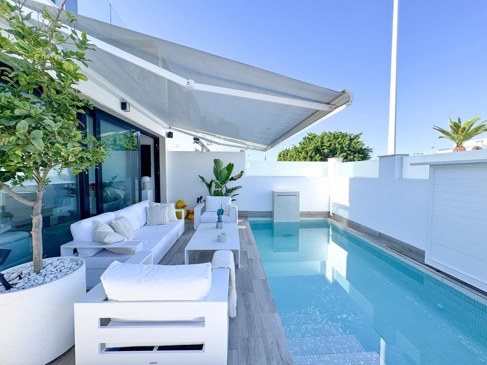 3 sypialnia Willa na sprzedaż w San Pedro del Pinatar z basenem garażem - 395 000 € (Ref: 10175919)