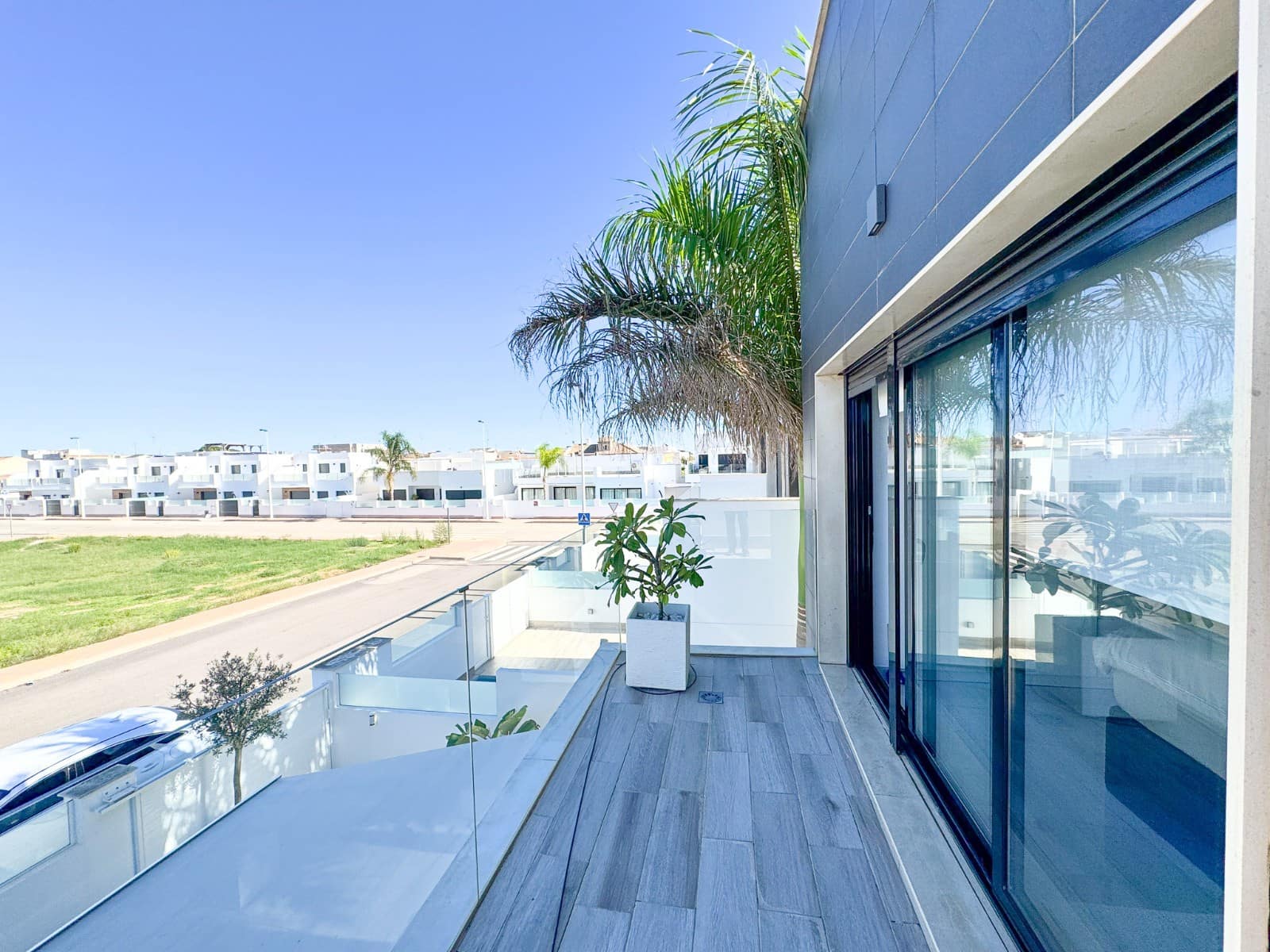 3 sypialnia Willa na sprzedaż w San Pedro del Pinatar z basenem garażem - 395 000 € (Ref: 10175919)
