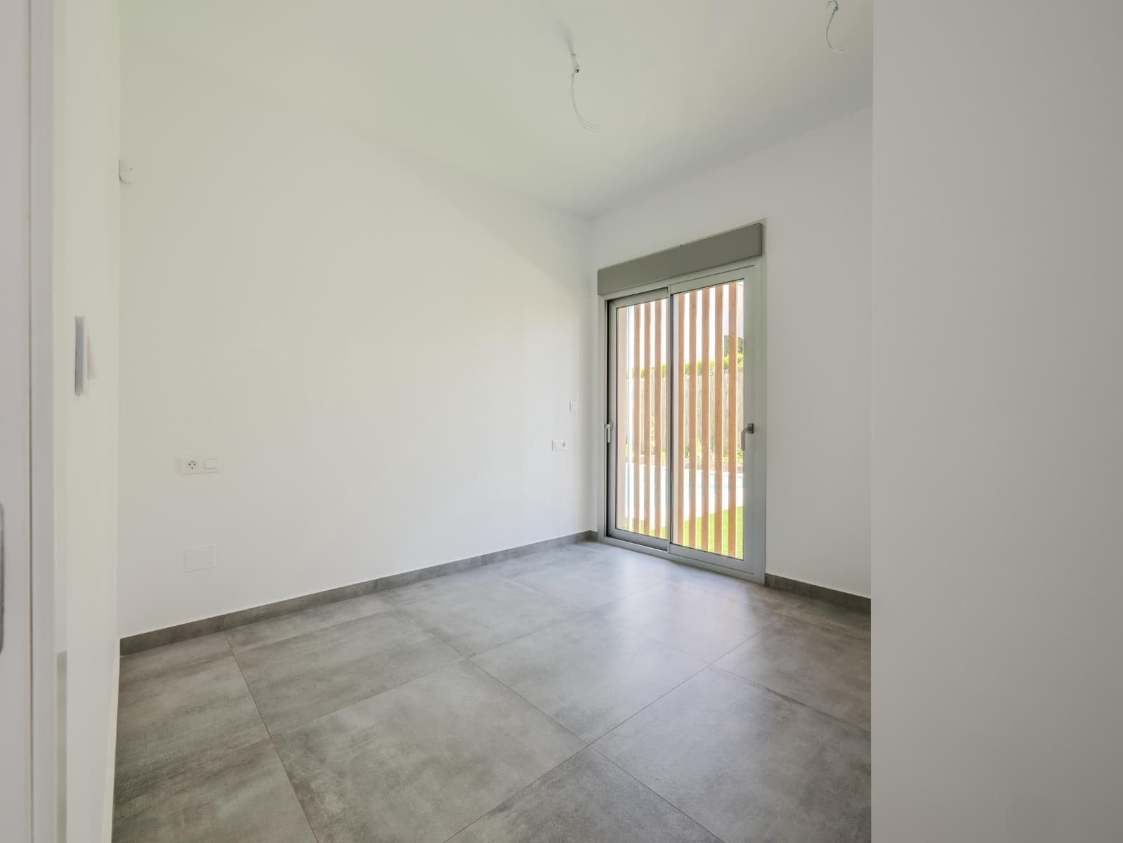 4 bedroom Villa for sale in Algorfa with pool garage - € 669,000 (Ref: 6687615)