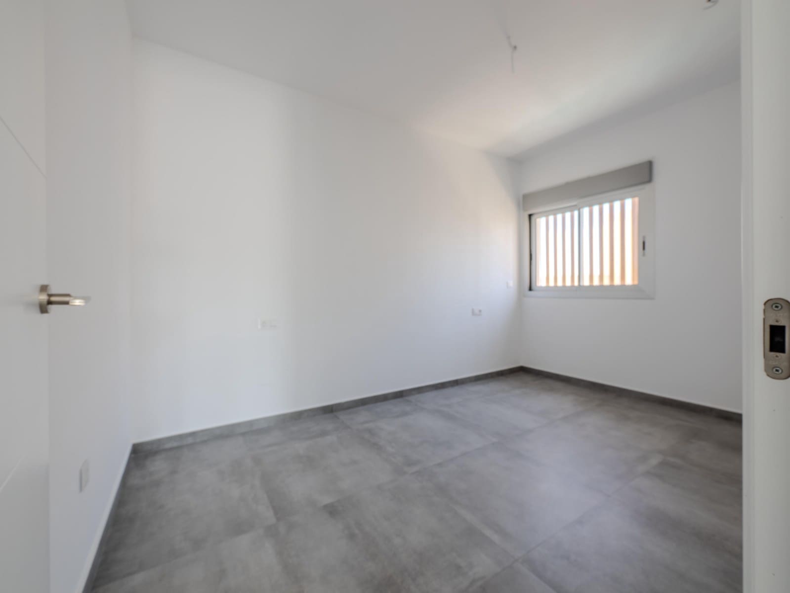 4 bedroom Villa for sale in Algorfa with pool garage - € 669,000 (Ref: 6687615)