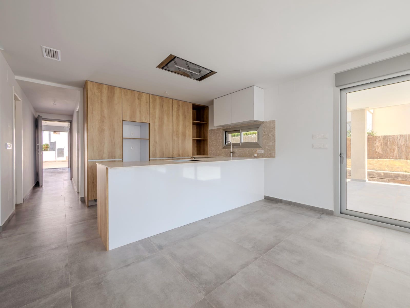 4 bedroom Villa for sale in Algorfa with pool garage - € 669,000 (Ref: 6687615)