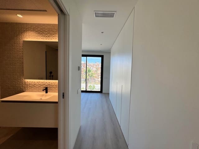 2 slaapkamer Appartement te koop in Las Colinas Golf, Orihuela met zwembad - € 549.000 (Ref: 6828592)