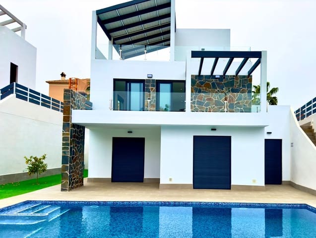 4 bedroom Villa for sale in Ciudad Quesada, Rojales with pool - € 834,000 (Ref: 6834910)