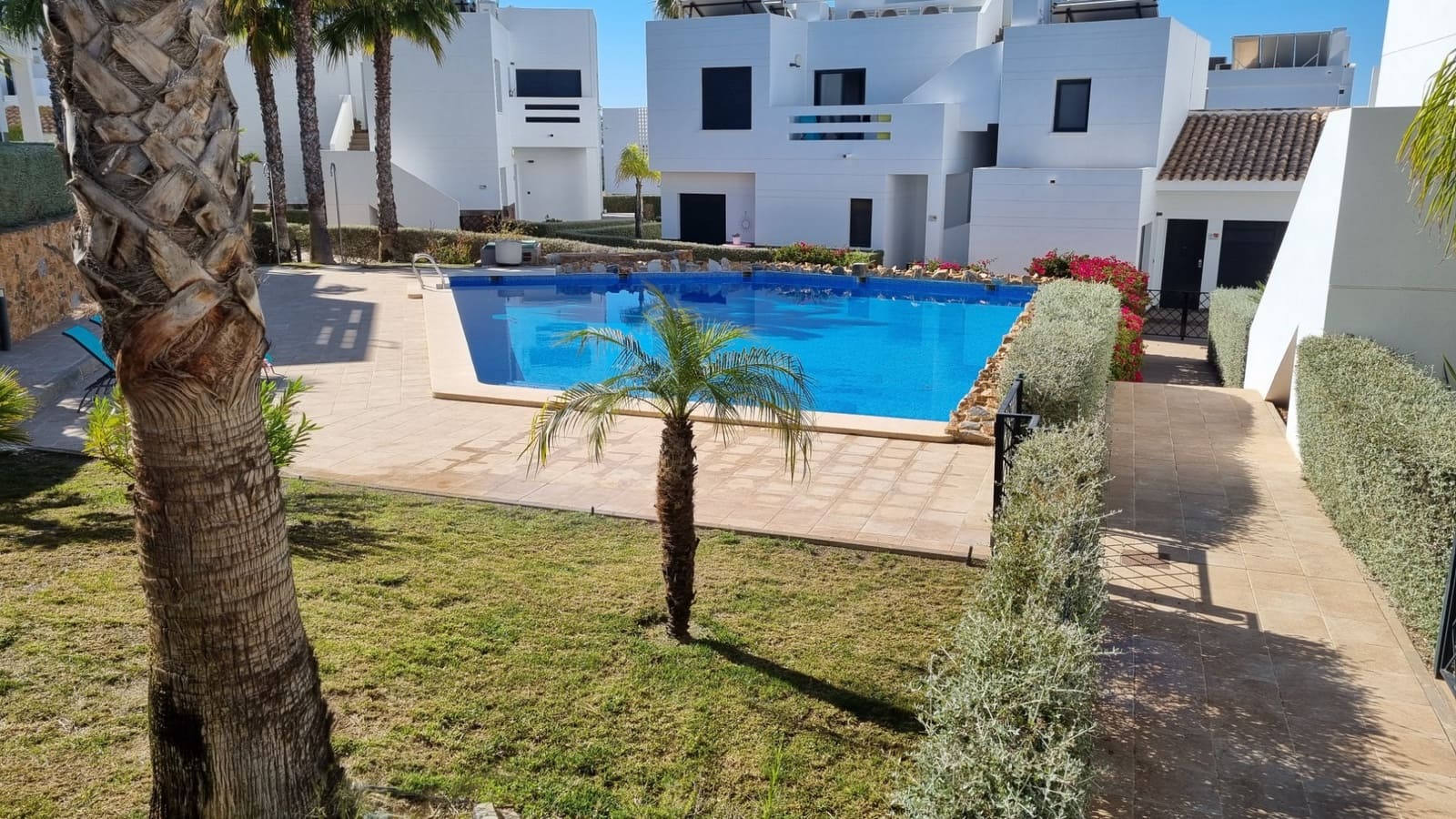 2 soveværelse Lejlighed til salg i Las Ramblas Golf med swimmingpool - € 259.000 (Ref: 6882312)