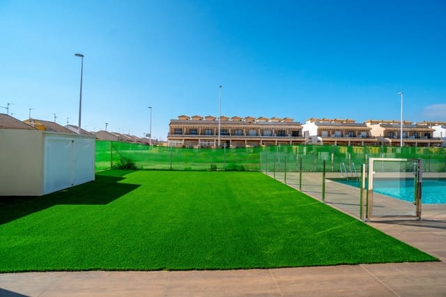 Apartamento de 2 habitaciones en San Pedro del Pinatar en venta con piscina - 245.000 € (Ref: 6942302)