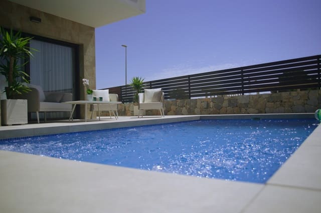 3 slaapkamer Villa te koop in Los Montesinos met zwembad - € 390.000 (Ref: 6995551)