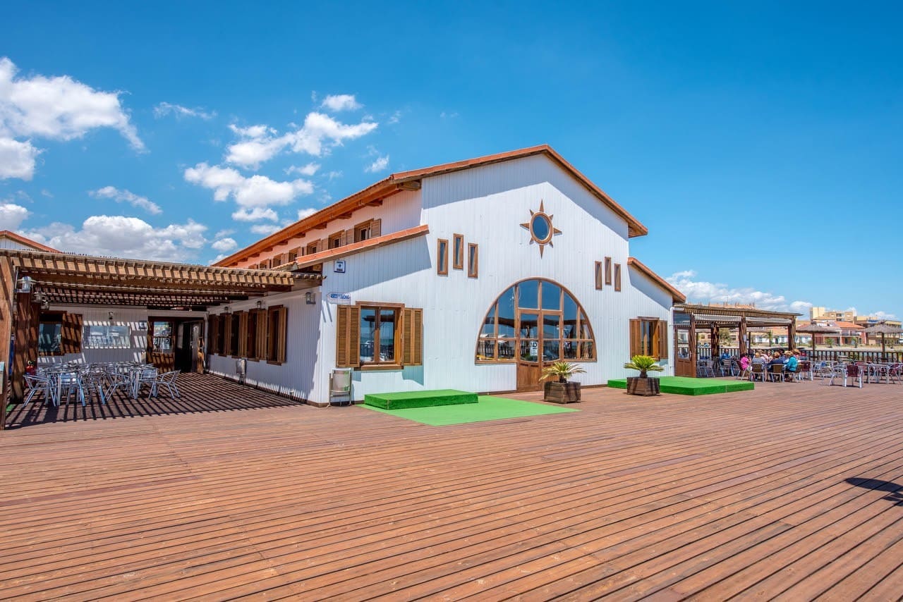 3 bedroom Villa for sale in Los Alcazares with pool - € 383,400 (Ref: 7124663)