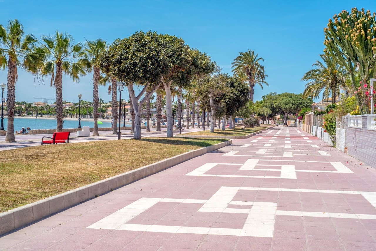 3 bedroom Villa for sale in Los Alcazares with pool - € 383,400 (Ref: 7124663)