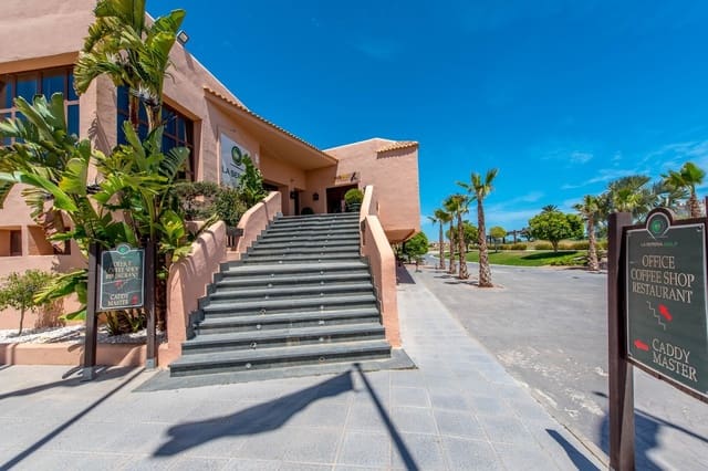 3 slaapkamer Villa te koop in Los Alcázares met zwembad - € 383.400 (Ref: 7124663)