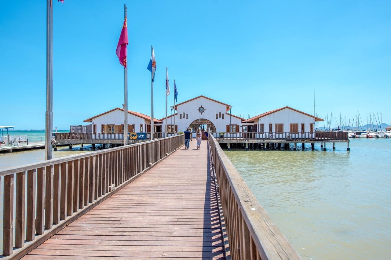 3 bedroom Villa for sale in Los Alcazares with pool - € 382,500 (Ref: 7124664)