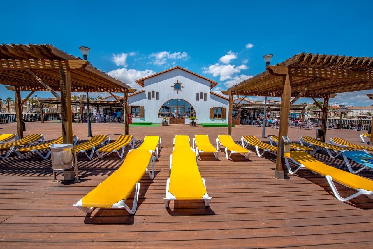 3 bedroom Villa for sale in Los Alcazares with pool - € 382,500 (Ref: 7124664)