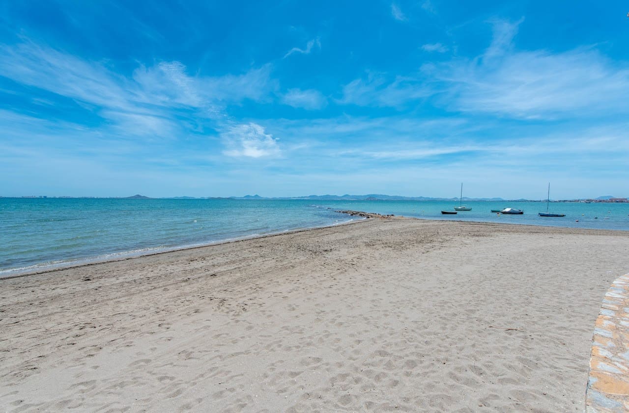 3 bedroom Villa for sale in Los Alcazares with pool - € 382,500 (Ref: 7124664)