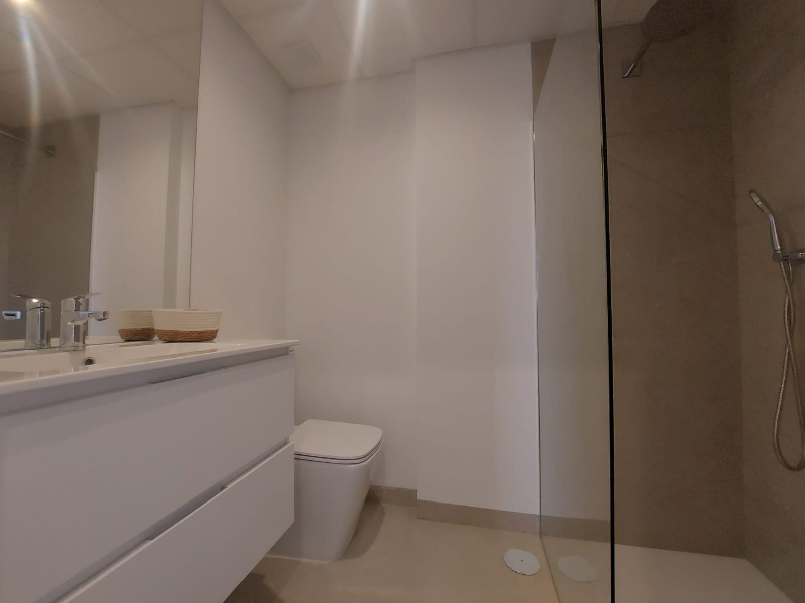 3 soveværelse Lejlighed til salg i Mar de Cristal med swimmingpool garage - € 325.000 (Ref: 7128305)