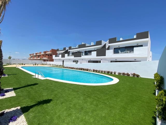 2 makuuhuone Huoneisto myytävänä paikassa Los Balcones mukana uima-altaan 
autotalli - 305 000 € (Ref: 7135721)