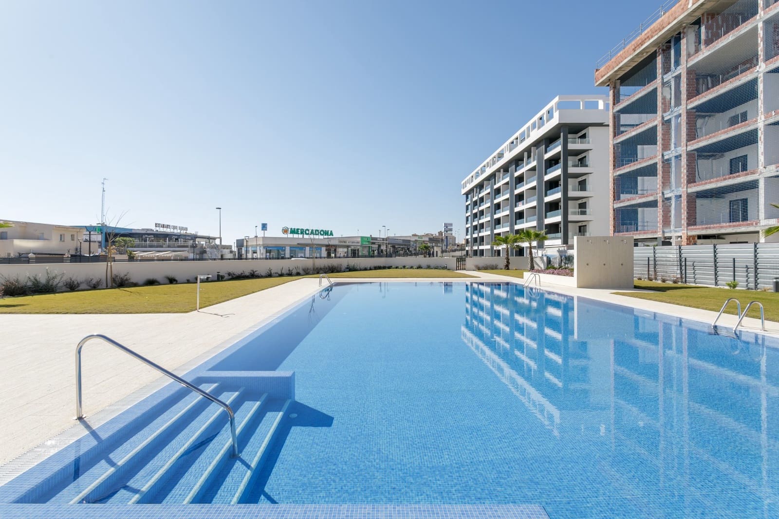 3 soveværelse Penthouse til salg i La Mata med swimmingpool - € 540.000 (Ref: 7203534)