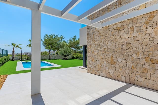 3 Zimmer Villa zu verkaufen in Pinar de Campoverde, Pilar de la Horadada mit Pool - 698.000 € (Ref: 7237050)