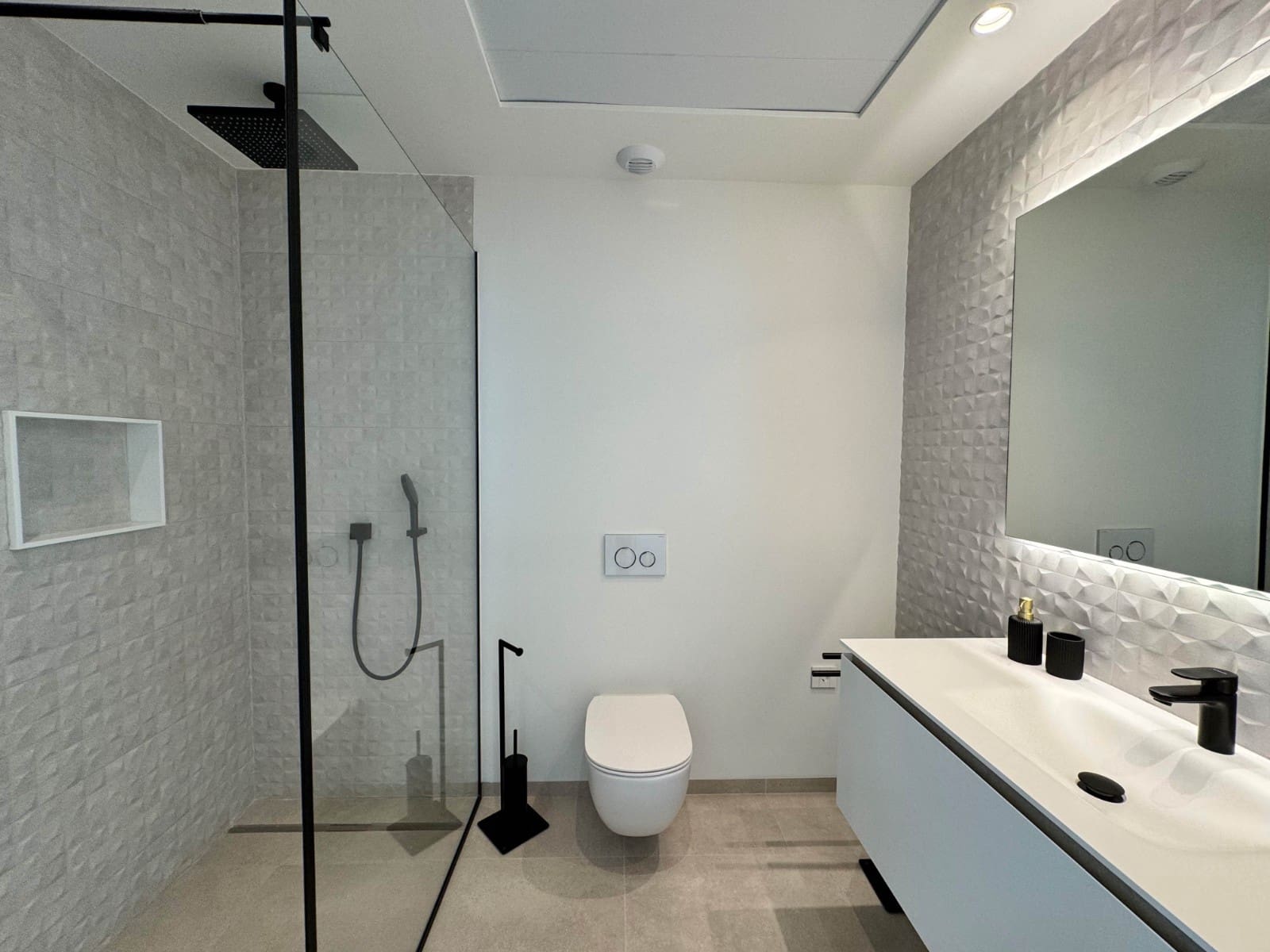 2 slaapkamer Appartement te koop in Las Colinas Golf met zwembad - € 875.000 (Ref: 7253757)