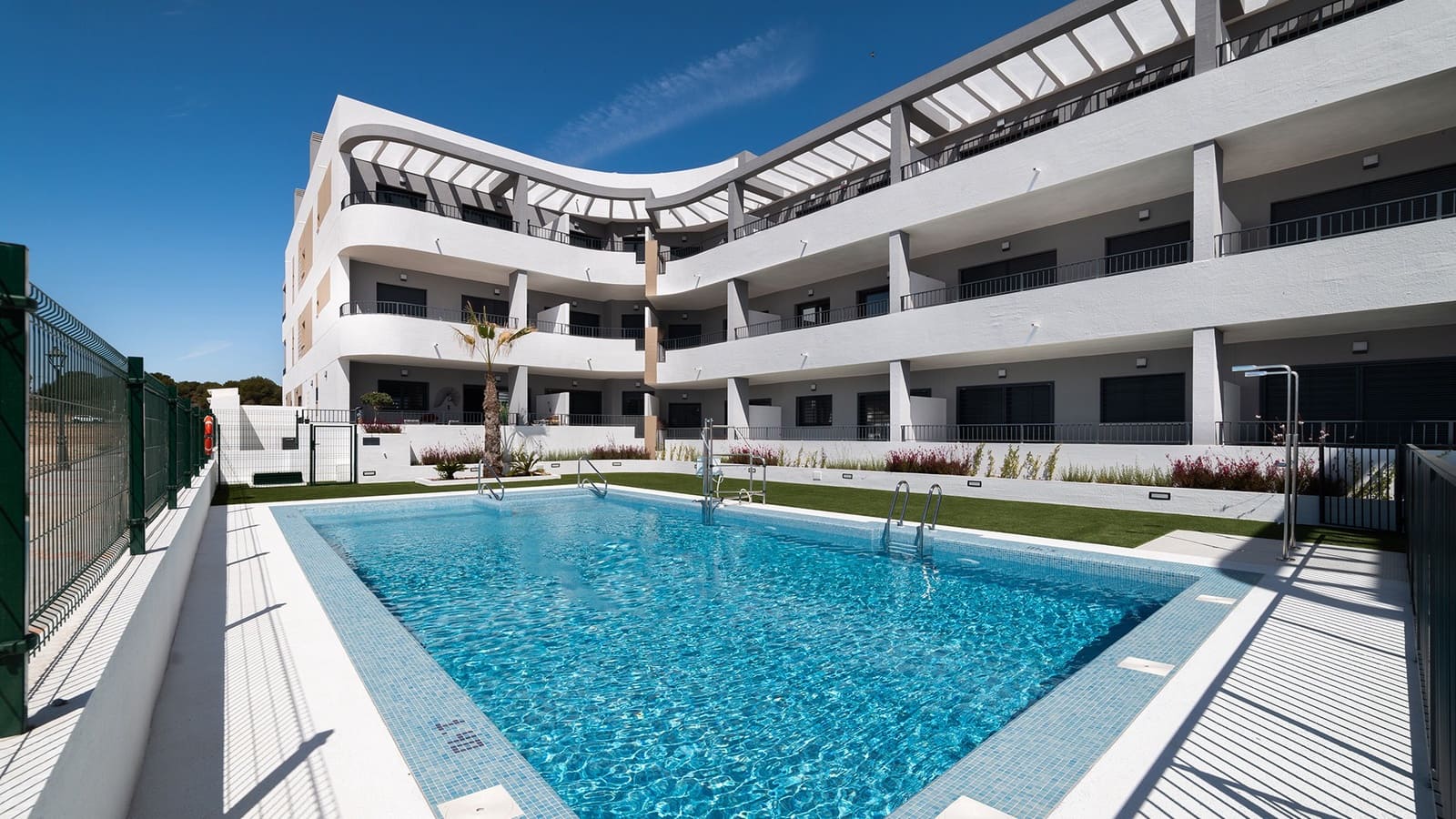 1 soveværelse Lejlighed til salg i Pilar de la Horadada med swimmingpool garage - € 182.000 (Ref: 7323898)