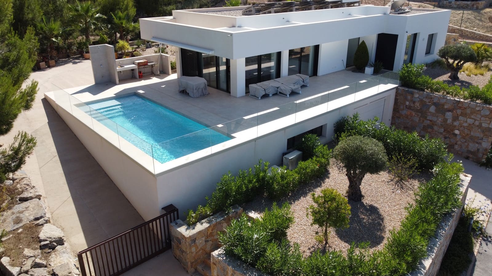 3 sovrum Villa till salu i Las Colinas Golf med pool - 1 490 000 € (Ref: 7359037)