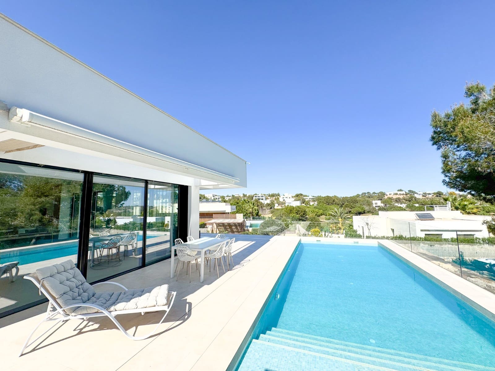 3 sovrum Villa till salu i Las Colinas Golf med pool - 1 490 000 € (Ref: 7359037)