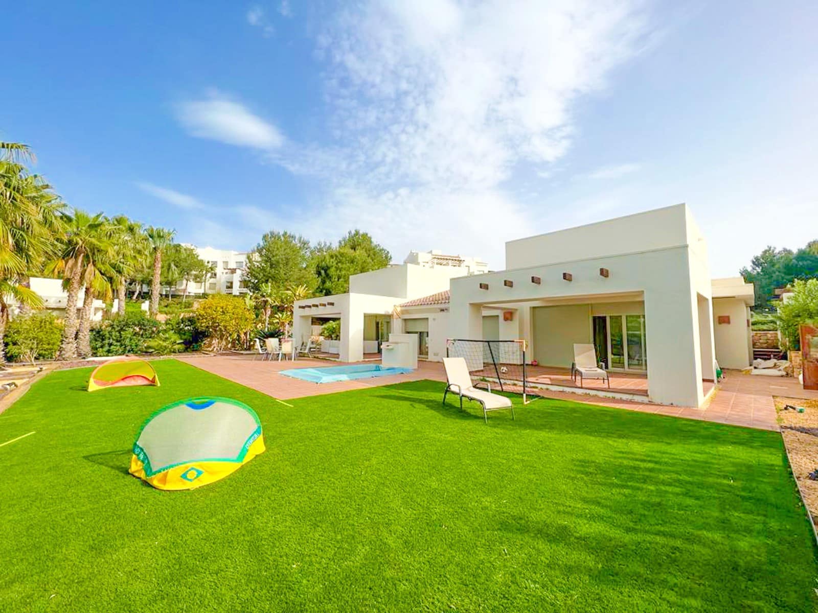 5 sovrum Villa till salu i Las Colinas Golf med pool - 749 000 € (Ref: 7359038)