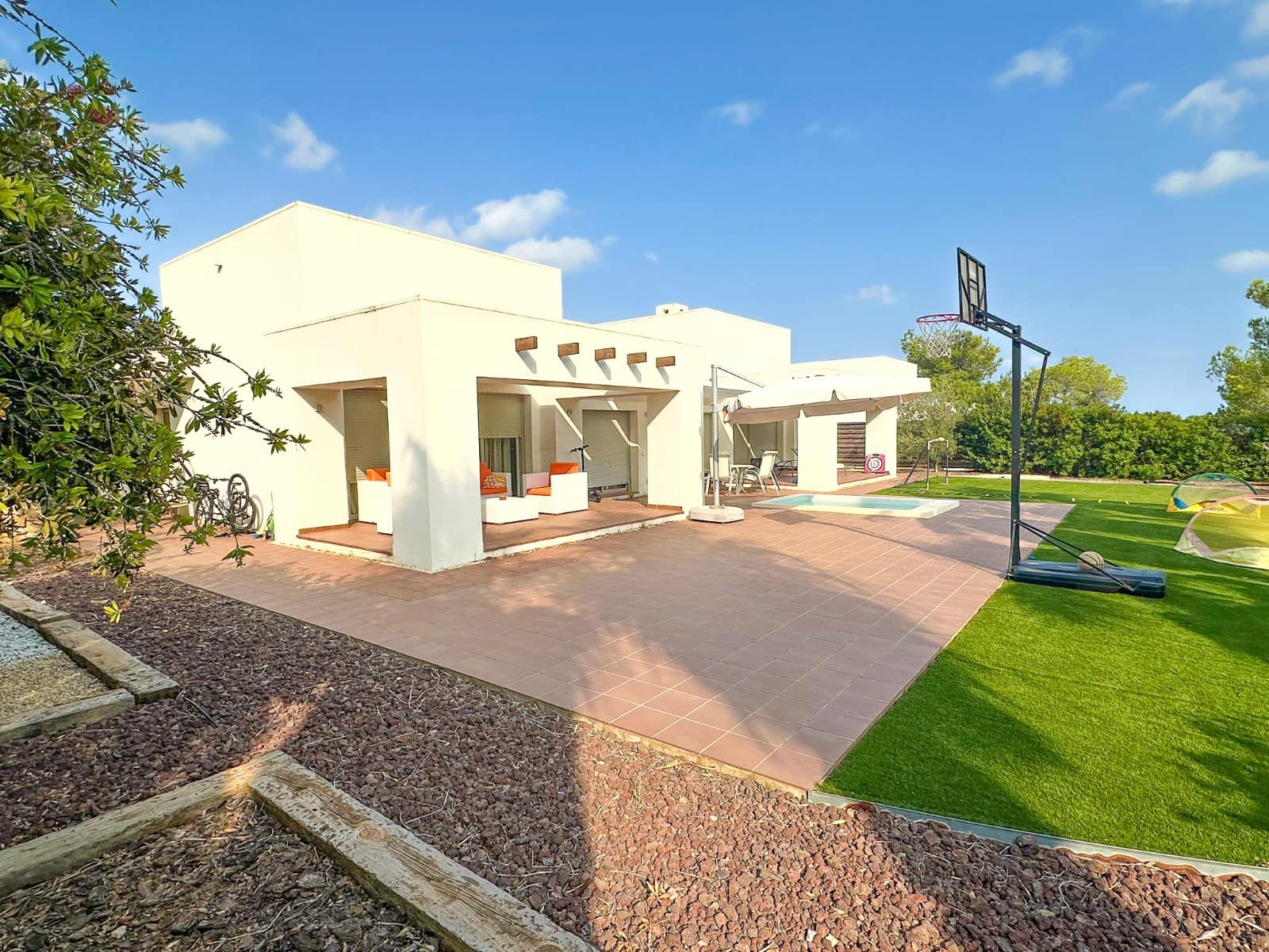 5 sovrum Villa till salu i Las Colinas Golf med pool - 749 000 € (Ref: 7359038)