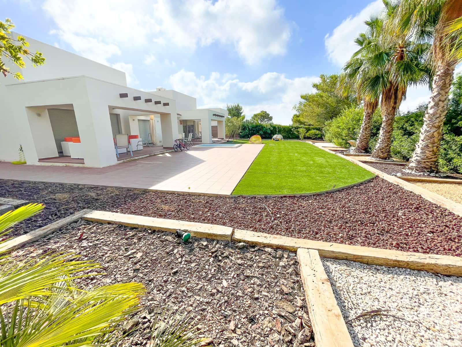 5 sovrum Villa till salu i Las Colinas Golf med pool - 749 000 € (Ref: 7359038)