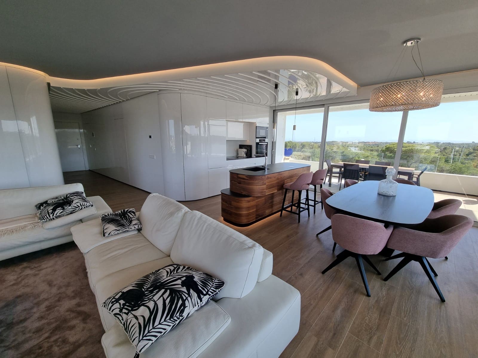 3 slaapkamer Appartement te koop in Las Colinas Golf met zwembad - € 829.000 (Ref: 7509435)