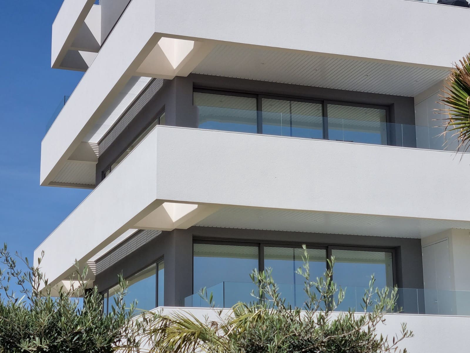 3 slaapkamer Appartement te koop in Las Colinas Golf met zwembad - € 829.000 (Ref: 7509435)