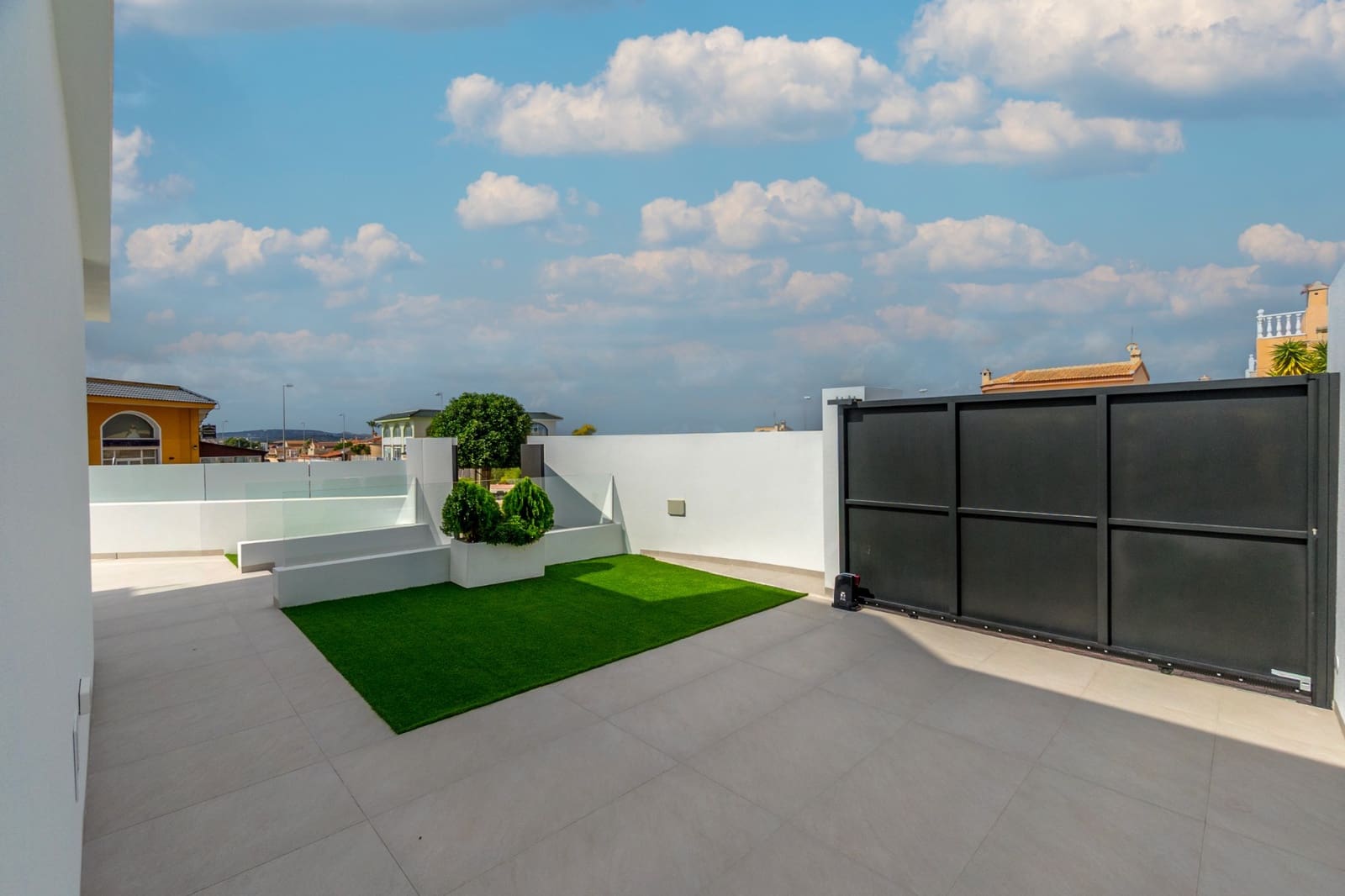 3 bedroom Villa for sale in Rojales with pool - € 549,000 (Ref: 7539047)