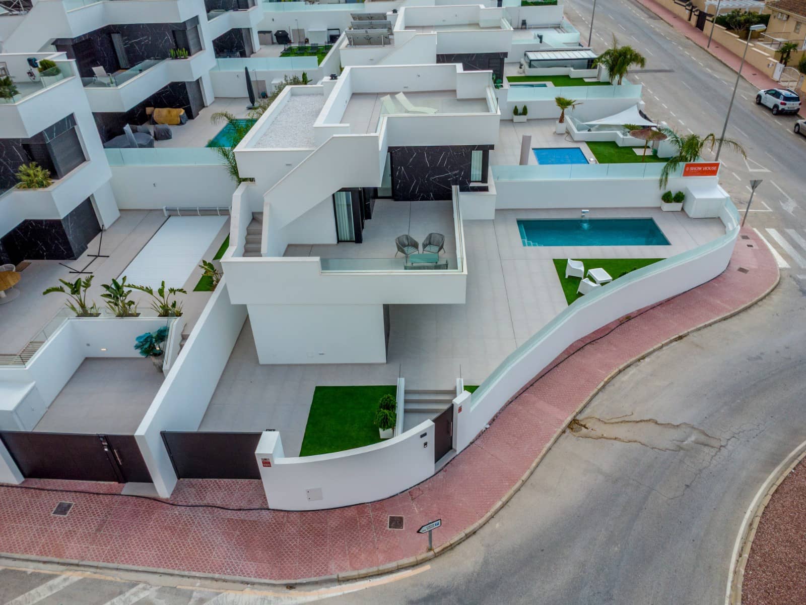 3 bedroom Villa for sale in Rojales with pool - € 549,000 (Ref: 7539047)