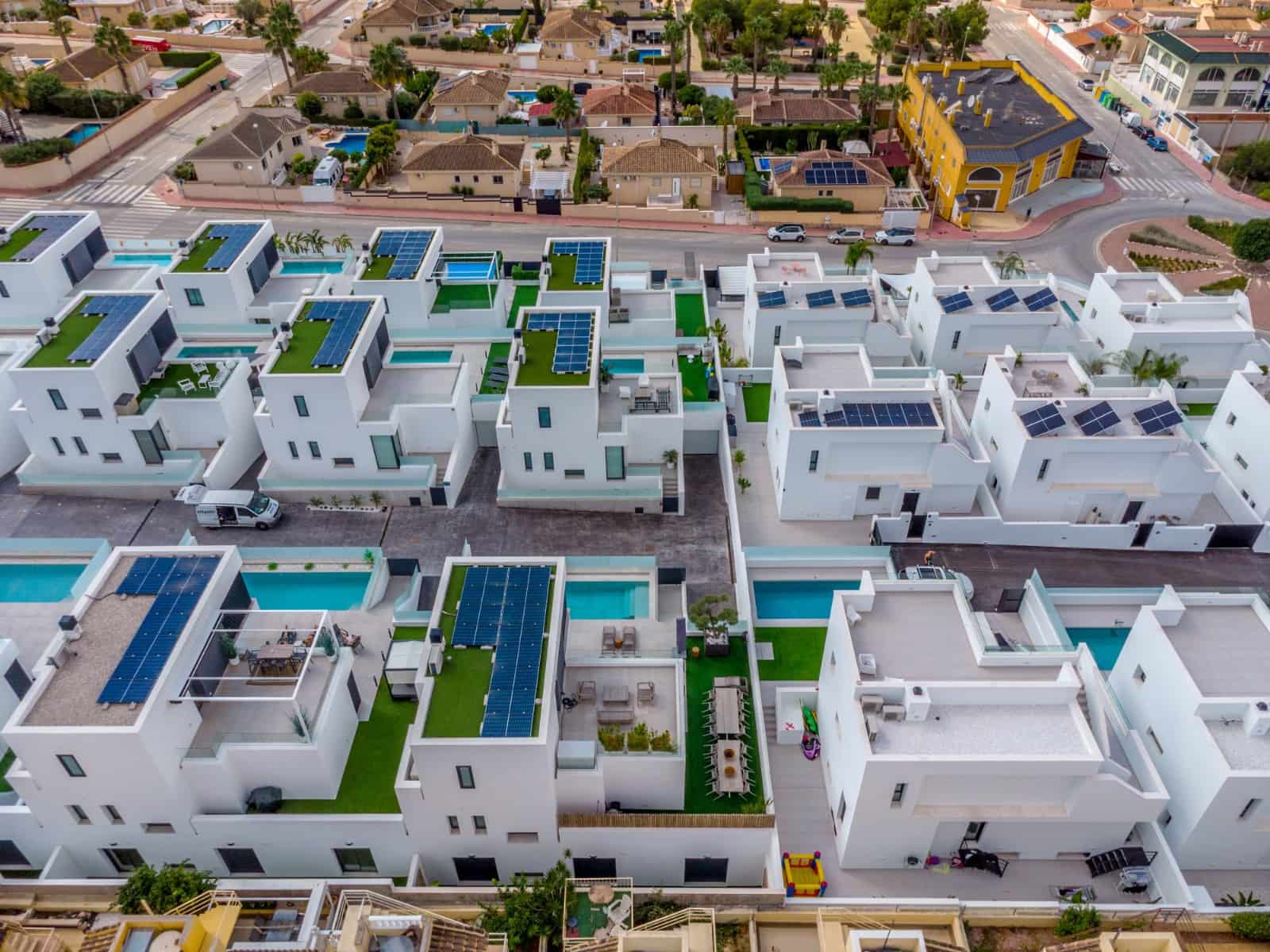 3 bedroom Villa for sale in Rojales with pool - € 549,000 (Ref: 7539047)