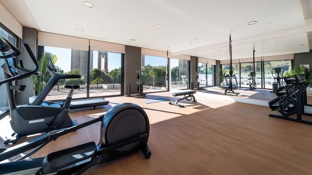 2 soveværelse Lejlighed til salg i Via Parque, Benidorm med swimmingpool - € 414.000 (Ref: 7567618)